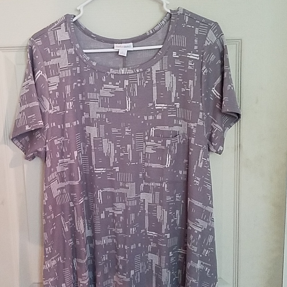 Lularoe Carly dress. High low